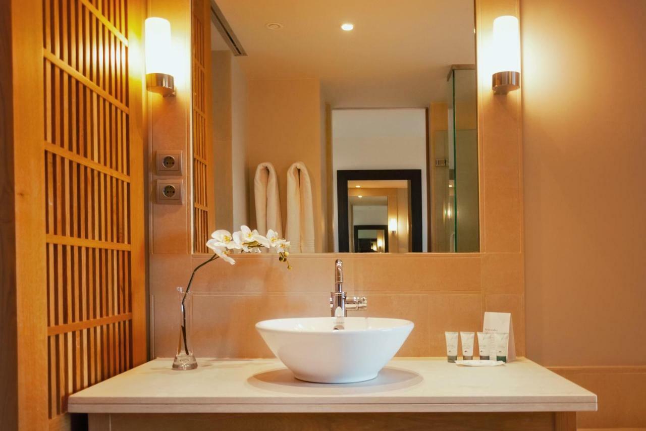 The Westin Bonmont Golf Resort & Spa Bonmont Terres Noves Exterior photo